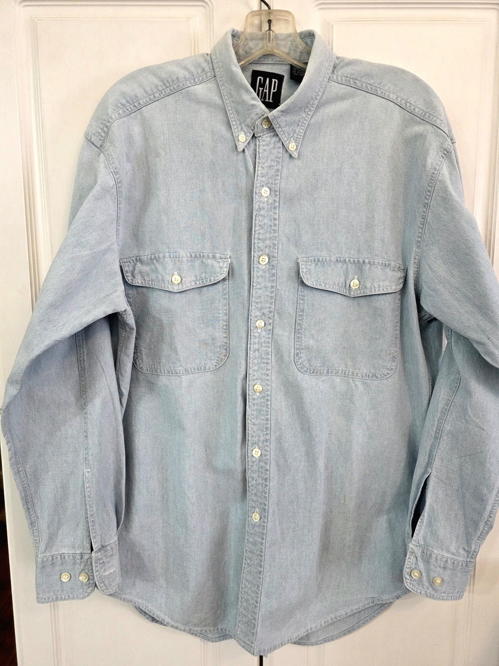Vintage GAP Light Blue Denim Button-Down Shirt Size Small Oversized